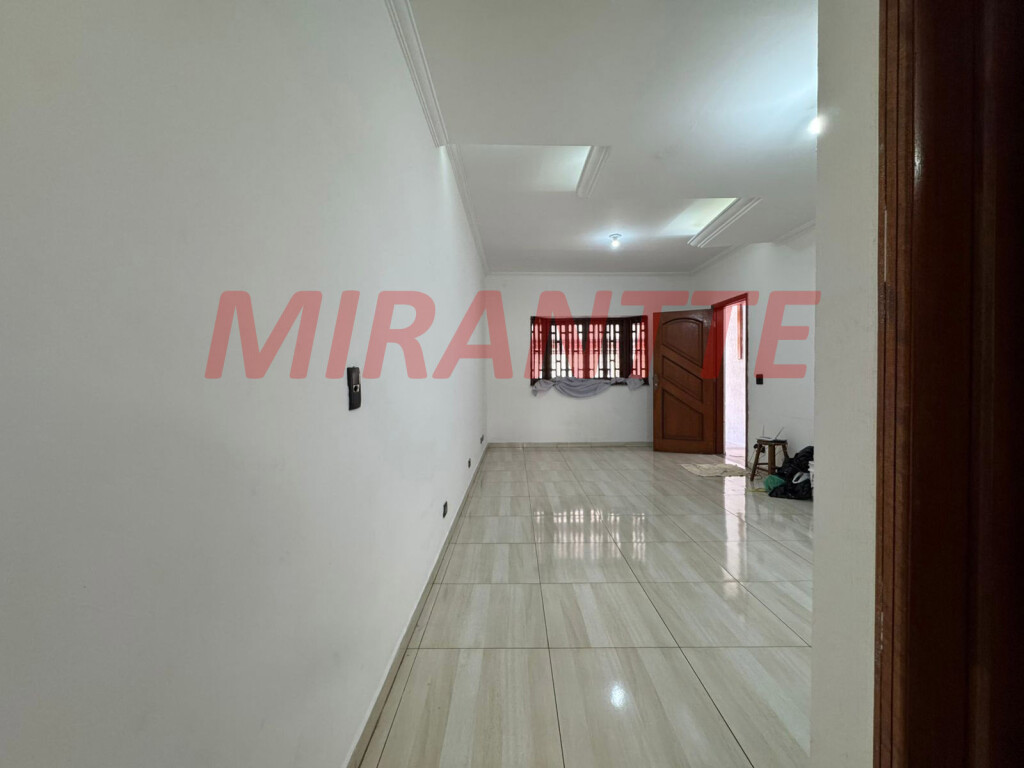 Sobrado de 127m² com 3 quartos em Vila Galvão