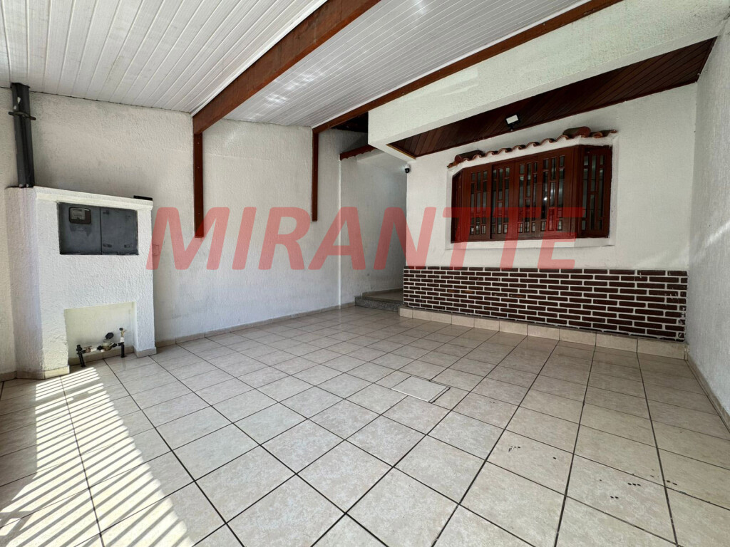 Sobrado de 127m² com 3 quartos em Vila Galvão