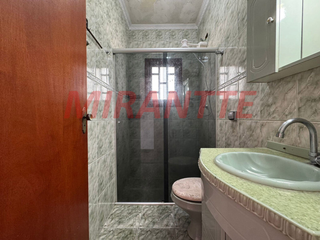 Sobrado de 127m² com 3 quartos em Vila Galvão