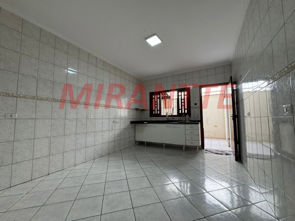 Sobrado de 127m² com 3 quartos em Vila Galvão