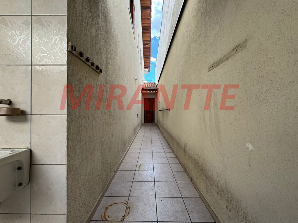 Sobrado de 127m² com 3 quartos em Vila Galvão