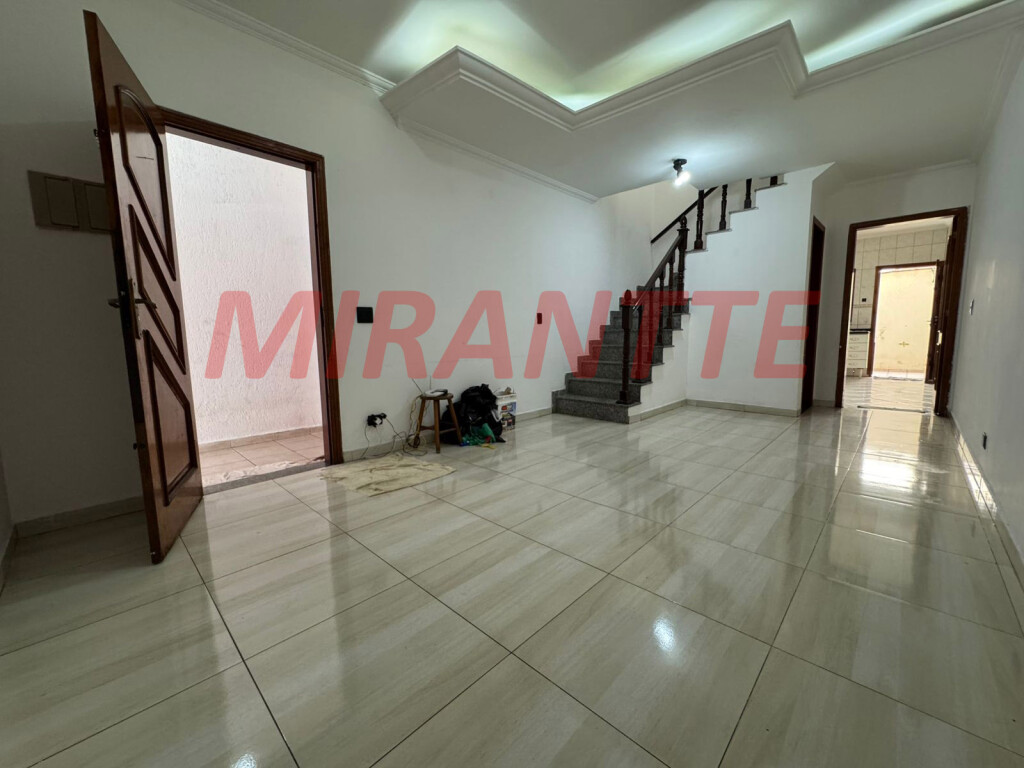 Sobrado de 127m² com 3 quartos em Vila Galvão