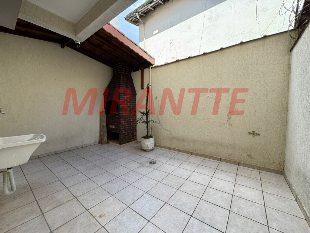 Sobrado de 127m² com 3 quartos em Vila Galvão