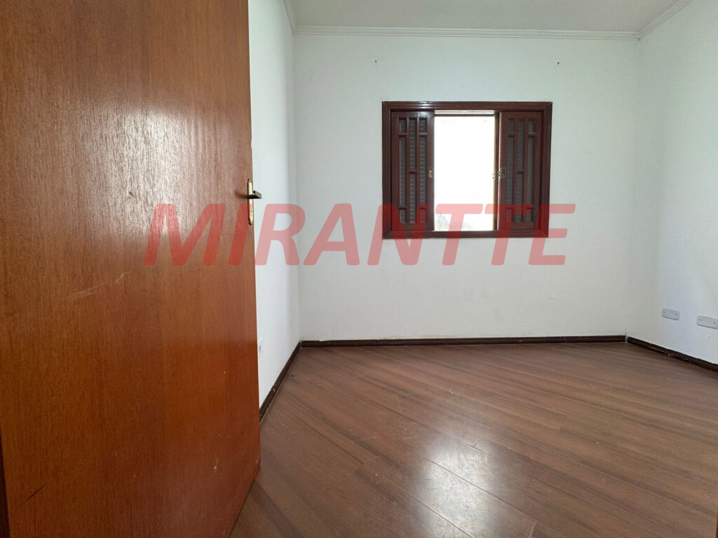 Sobrado de 127m² com 3 quartos em Vila Galvão
