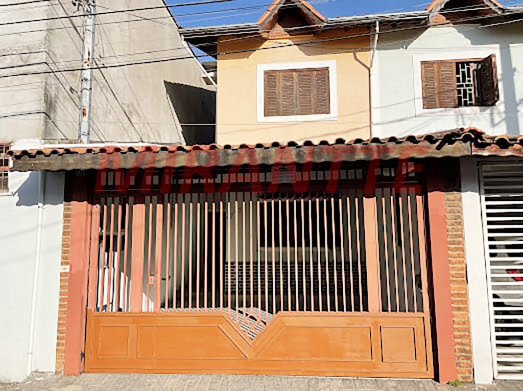 Sobrado de 127m² com 3 quartos em Vila Galvão