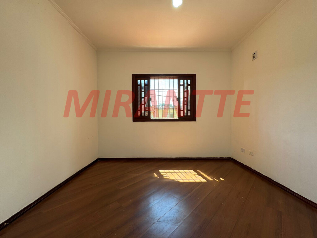 Sobrado de 127m² com 3 quartos em Vila Galvão