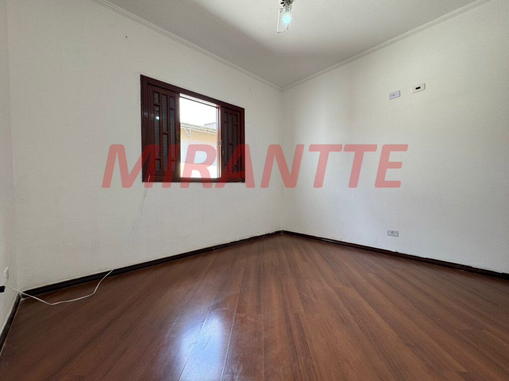 Sobrado de 127m² com 3 quartos em Vila Galvão