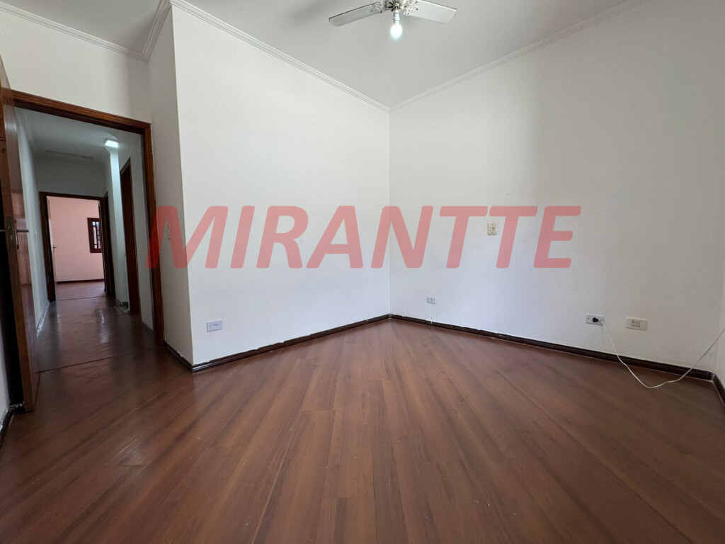Sobrado de 127m² com 3 quartos em Vila Galvão
