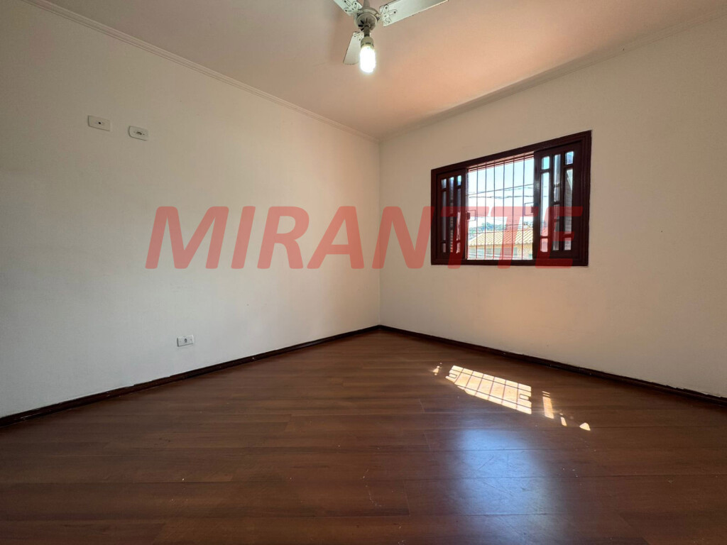 Sobrado de 127m² com 3 quartos em Vila Galvão