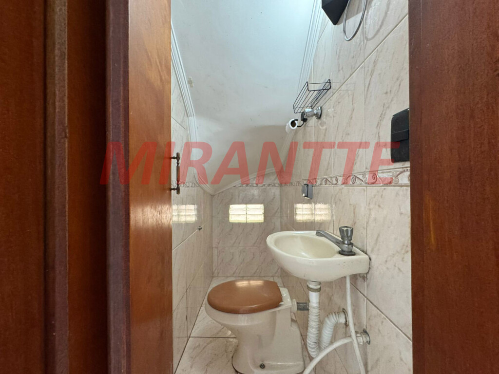Sobrado de 127m² com 3 quartos em Vila Galvão
