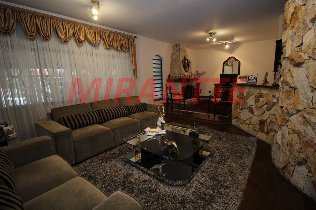 Casa terrea de 180m² com 3 quartos em Tucuruvi