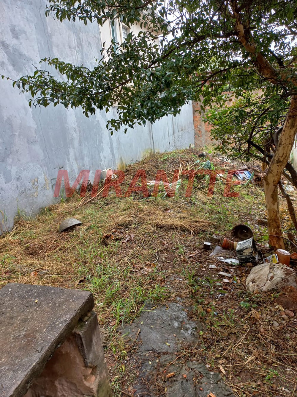 Terreno de 200m² em Horto Florestal