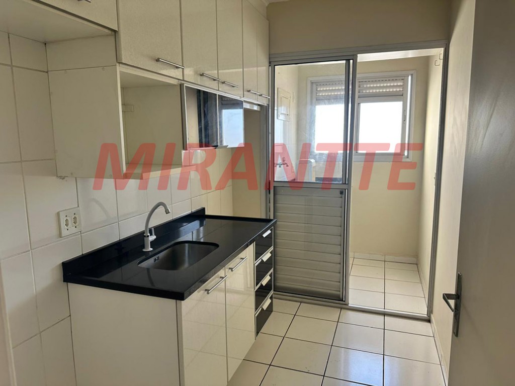 Apartamento com 2 quartos em Limão