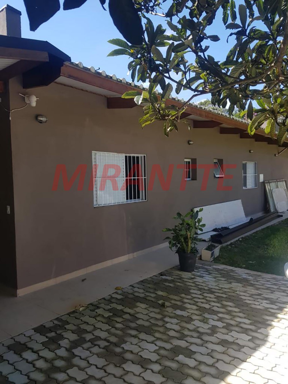 Chácara de 200m² com 4 quartos em Centro – Mairiporã