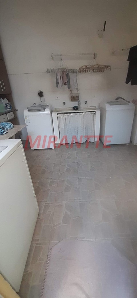 Sobrado de 195m² com 2 quartos em Imirim