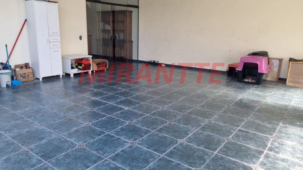 Sobrado de 184m² com 3 quartos em Tremembe