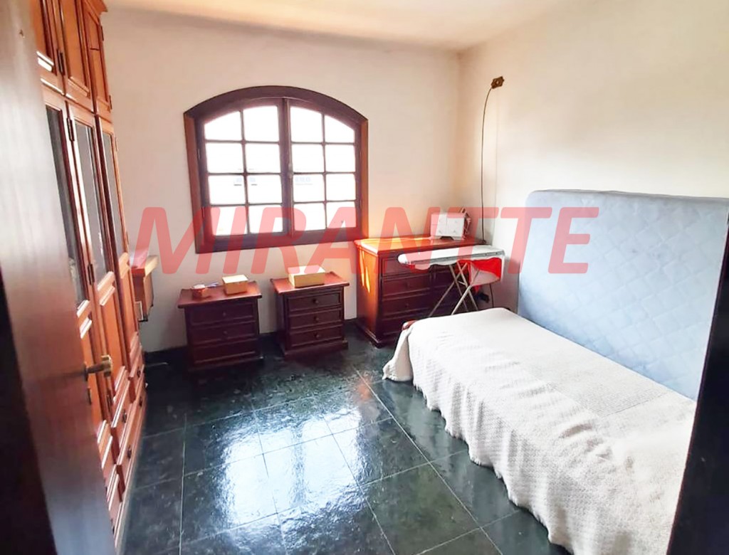 Sobrado de 290m² com 5 quartos em Vila Rosália