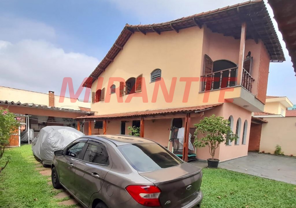 Sobrado de 290m² com 5 quartos em Vila Rosália