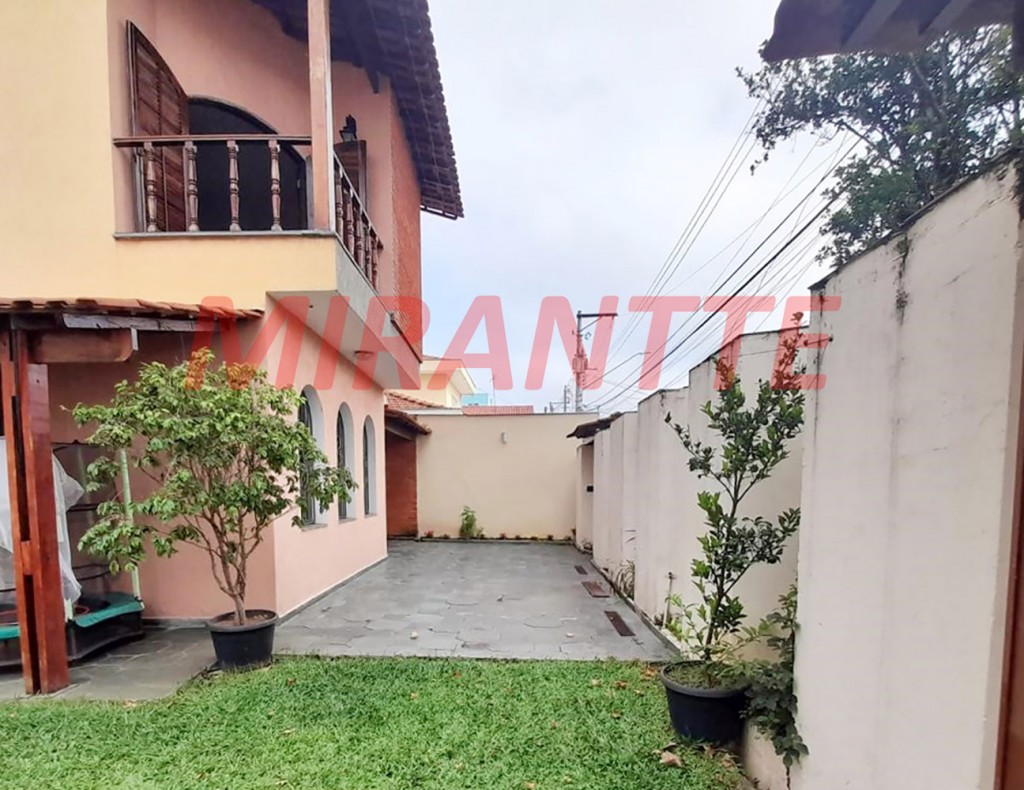 Sobrado de 290m² com 5 quartos em Vila Rosália