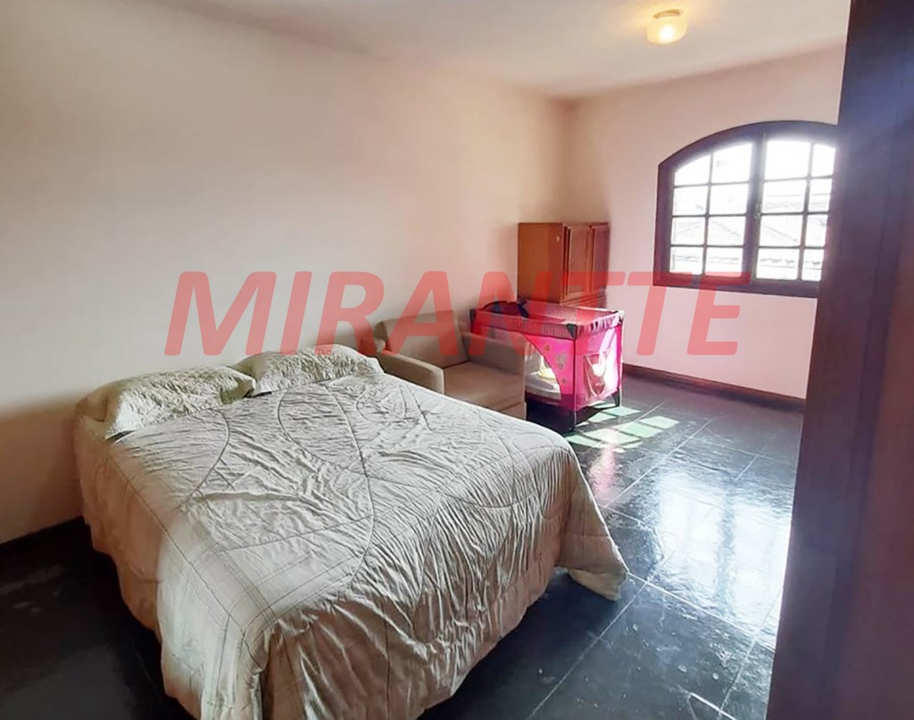 Sobrado de 290m² com 5 quartos em Vila Rosália