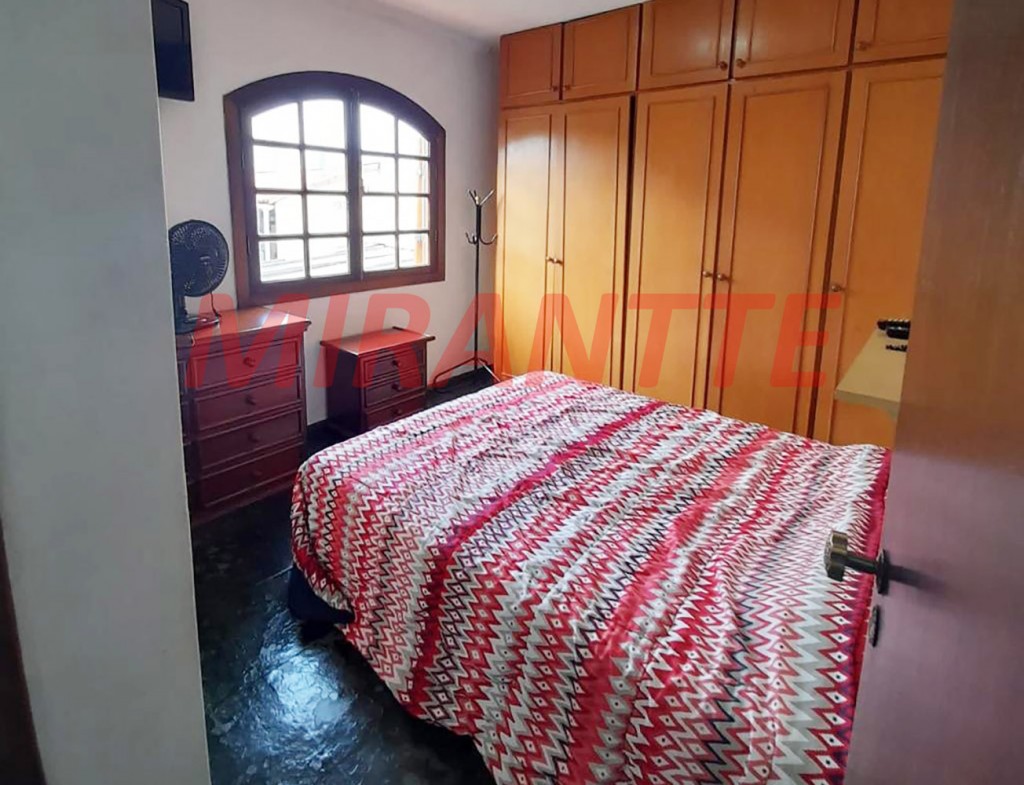 Sobrado de 290m² com 5 quartos em Vila Rosália
