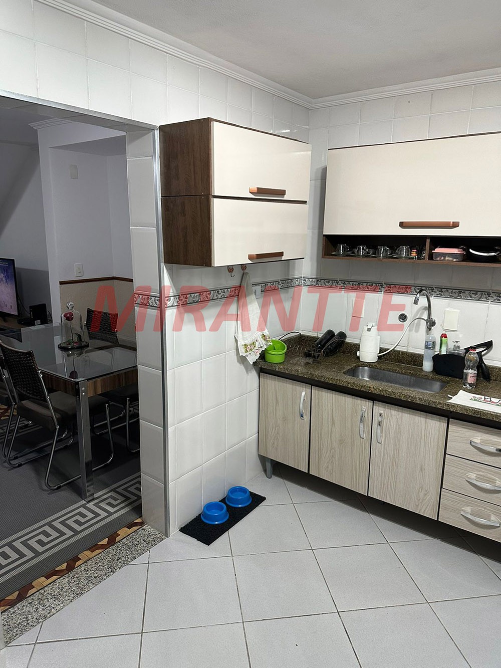 Sobrado de 165m² com 3 quartos em Cachoeirinha