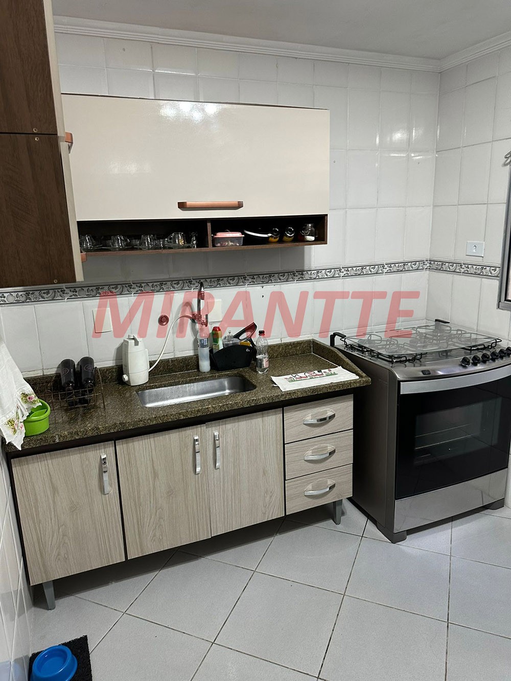 Sobrado de 165m² com 3 quartos em Cachoeirinha