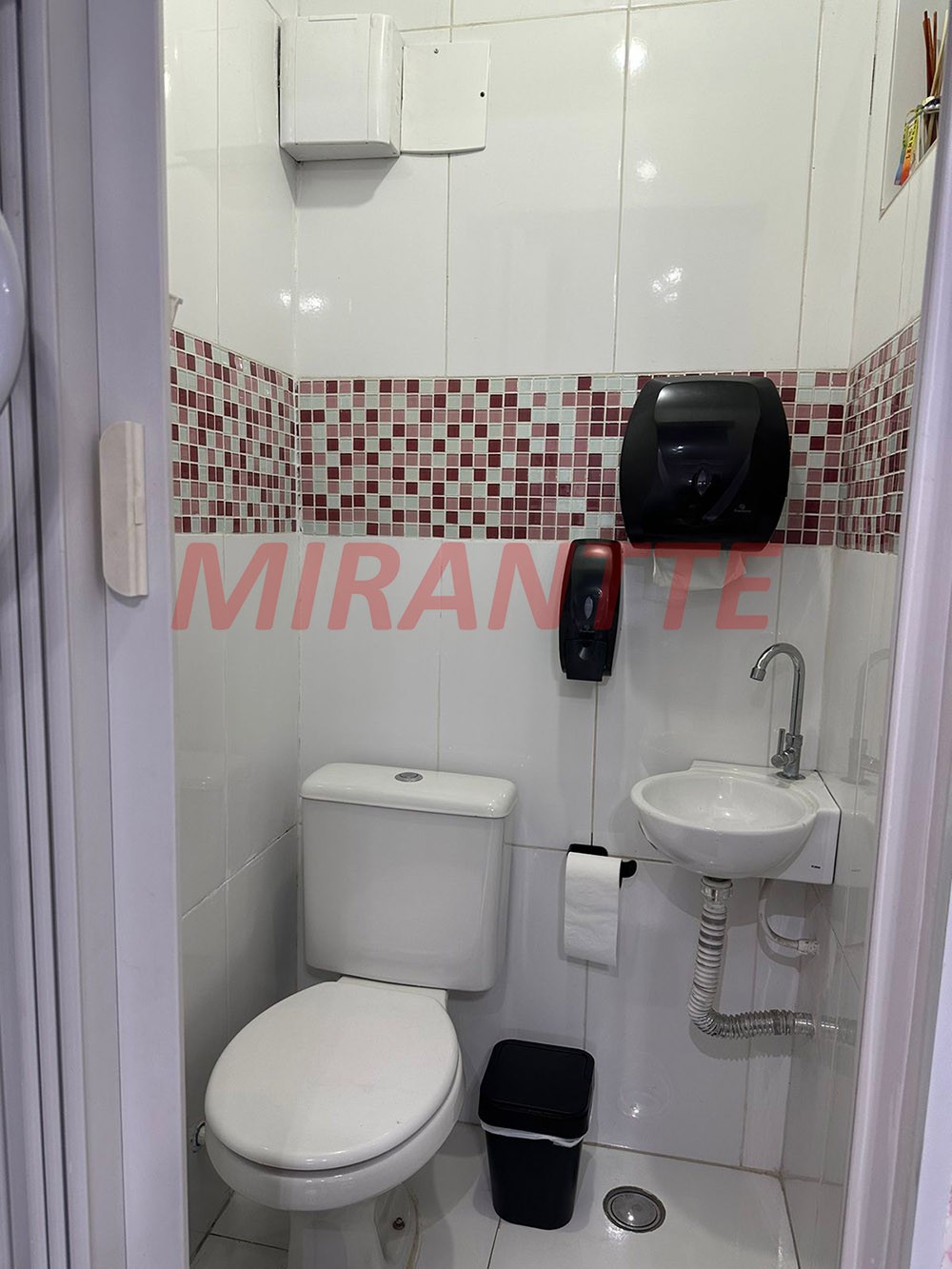 Sobrado de 165m² com 3 quartos em Cachoeirinha