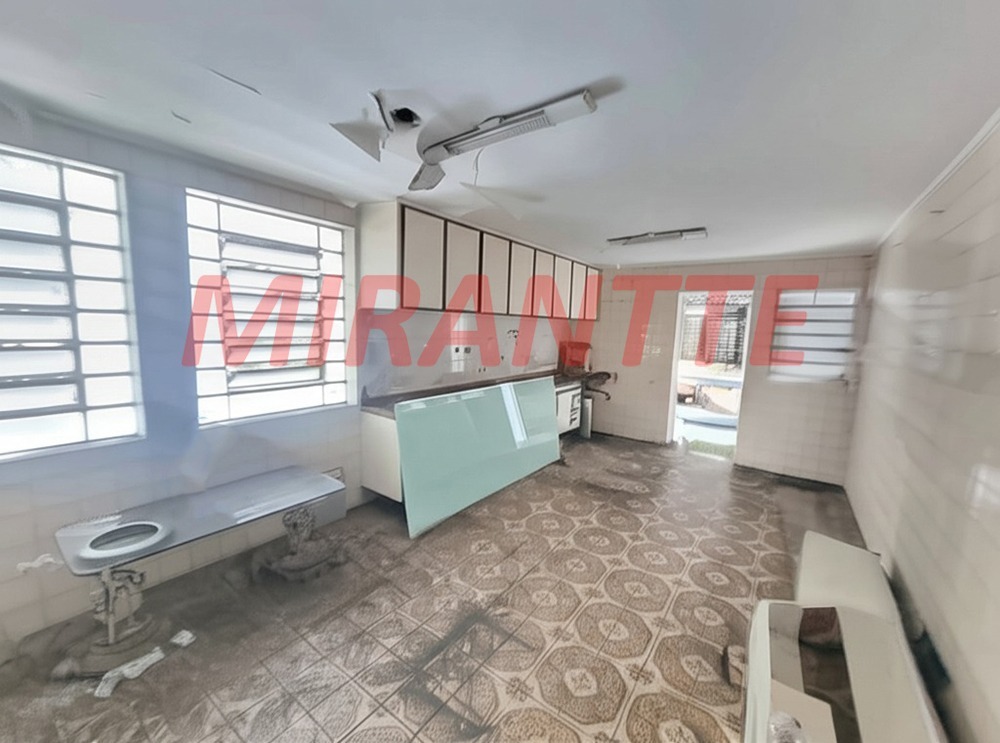 Outros de 555.84m² com 4 quartos em Centro