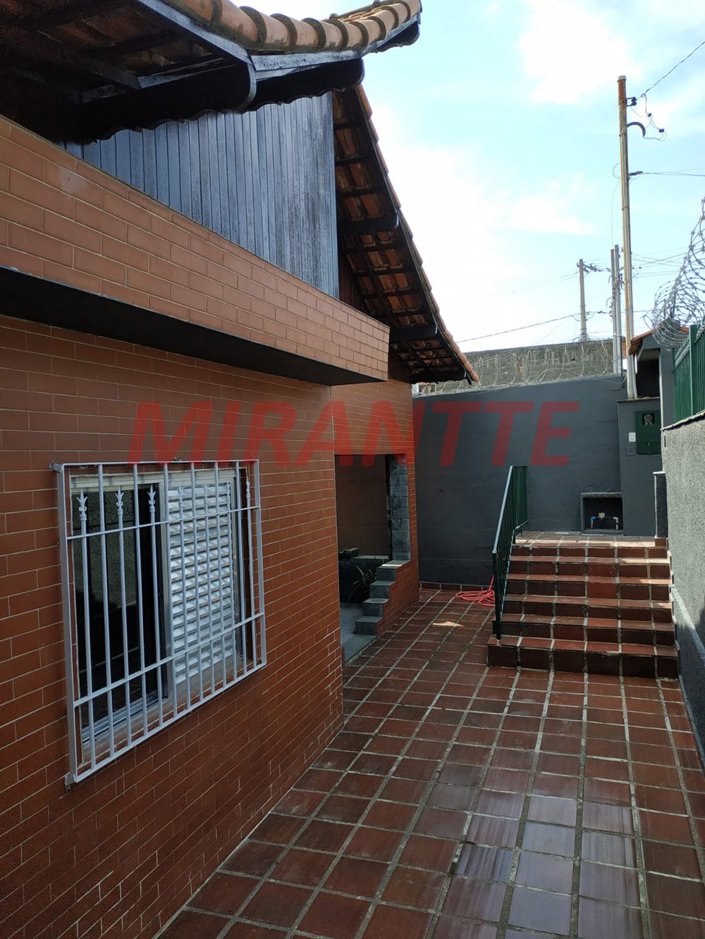 Casa terrea em Vila Nova Galvão