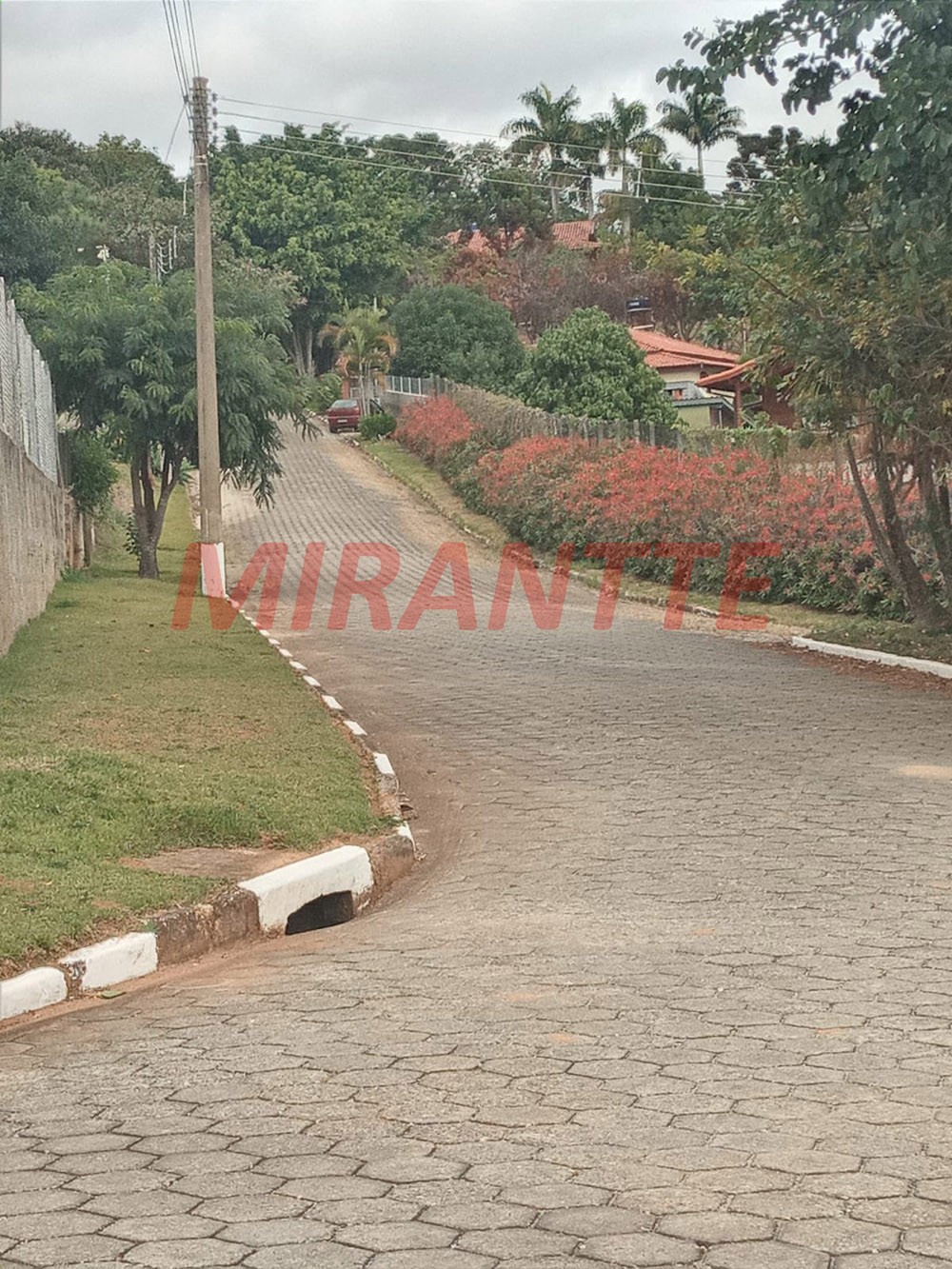Terreno de 1109m² em Parque Fernão Dias
