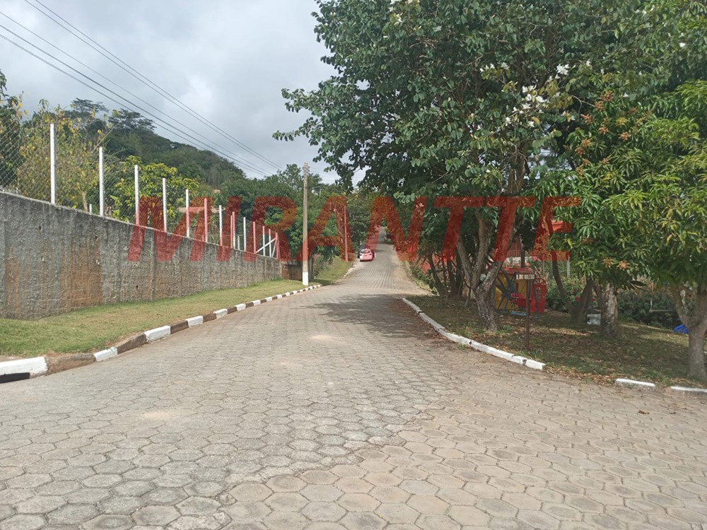 Terreno de 1109m² em Parque Fernão Dias