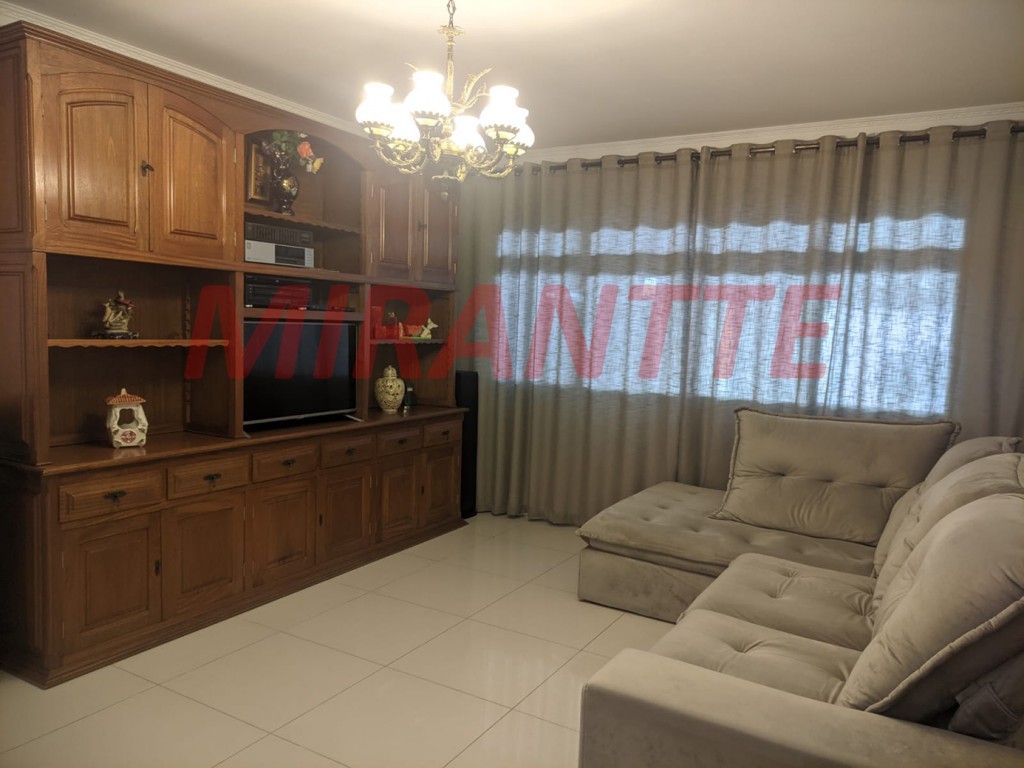 Sobrado de 200m² com 3 quartos em Parada Inglesa