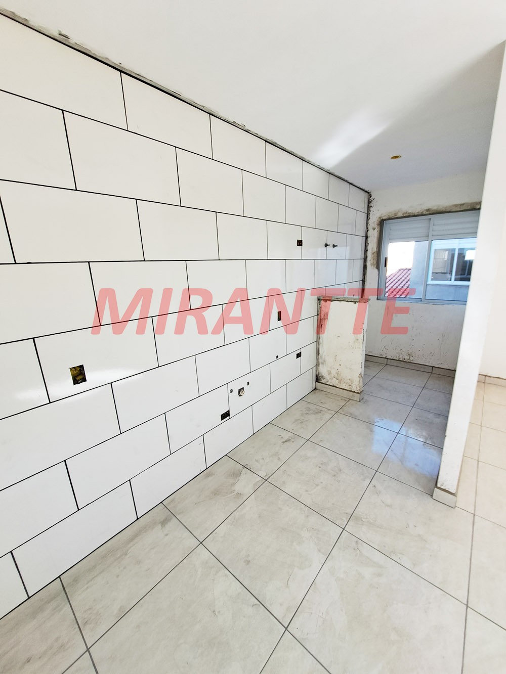 Apartamento de 48m² com 2 quartos em Jaçana