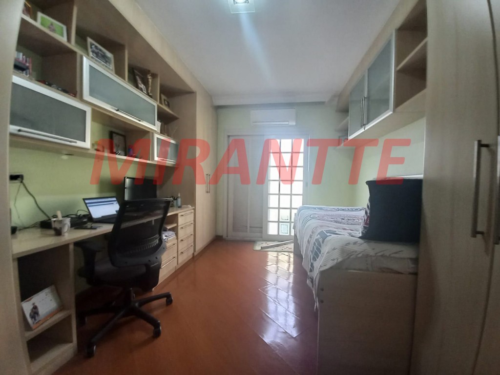 Sobrado de 170m² com 3 quartos em Vila Nova Cachoeirinha
