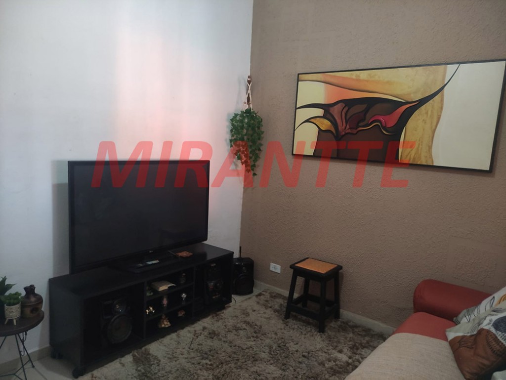 Sobrado de 200m² com 4 quartos em Jardim Almanara