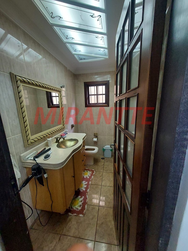 Sobrado de 270m² com 3 quartos em Vila Medeiros