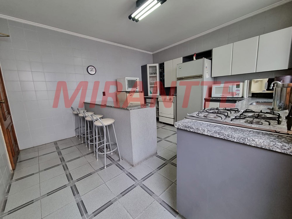 Sobrado de 164m² com 5 quartos em Vila Maria Alta