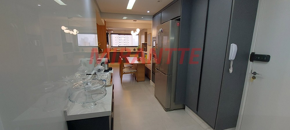Apartamento de 153m² com 4 quartos em Santa Terezinha