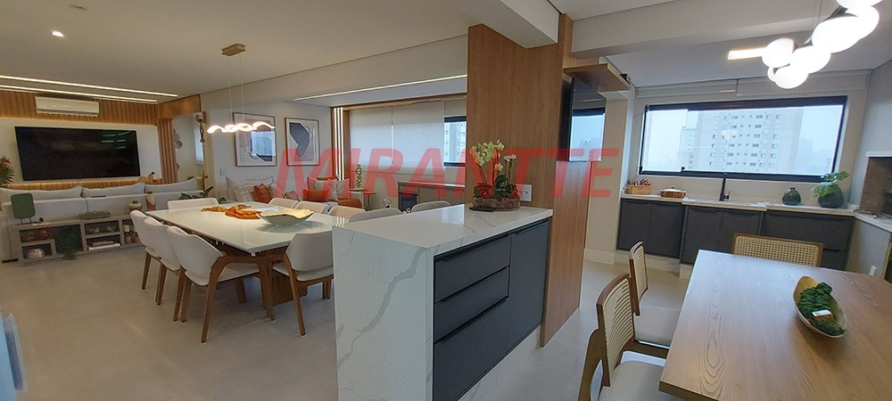 Apartamento de 153m² com 4 quartos em Santa Terezinha