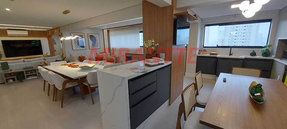 Apartamento de 153m² com 4 quartos em Santa Terezinha