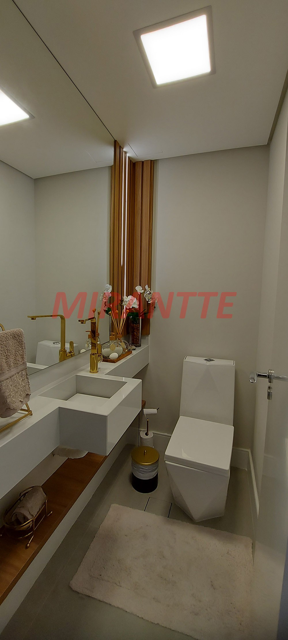 Apartamento de 153m² com 4 quartos em Santa Terezinha