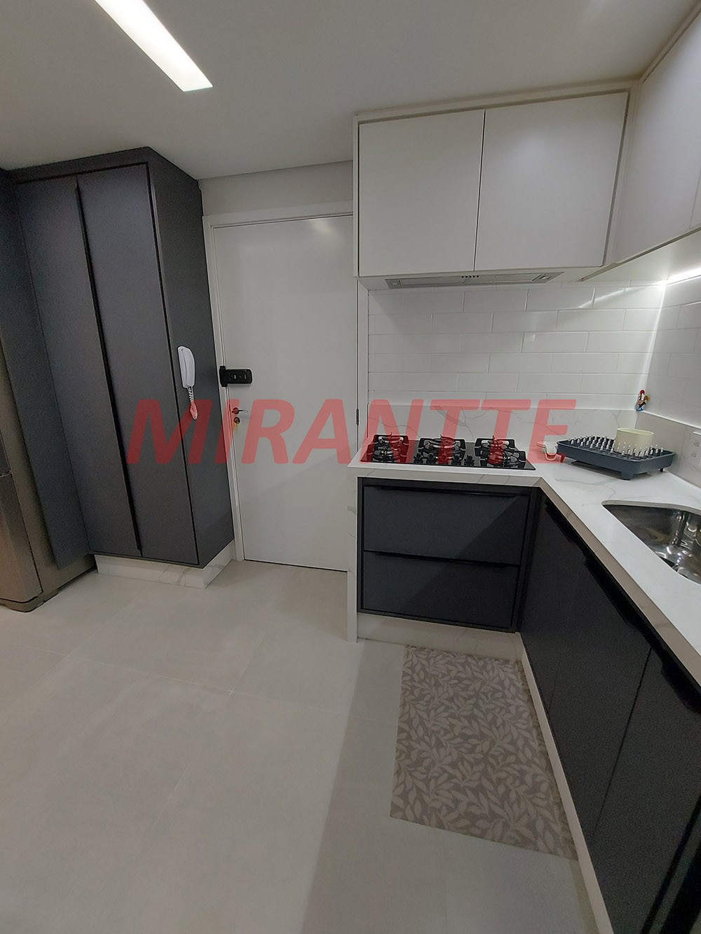 Apartamento de 153m² com 4 quartos em Santa Terezinha