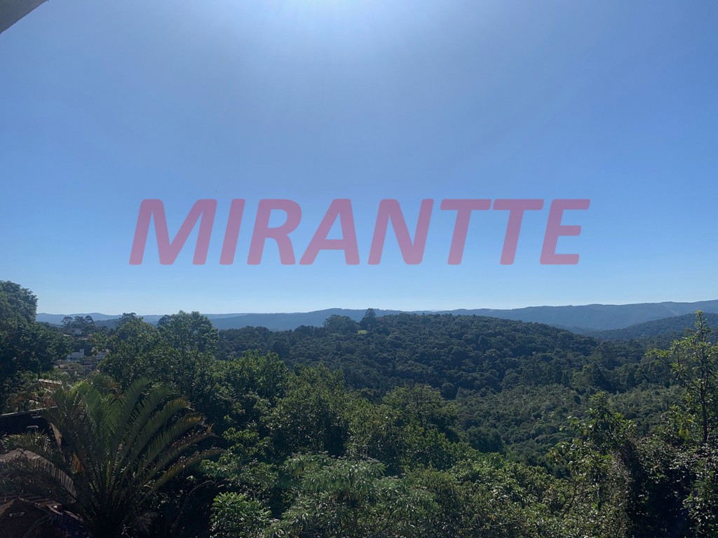 Sobrado de 467m² com 4 quartos em Serra Da Cantareira