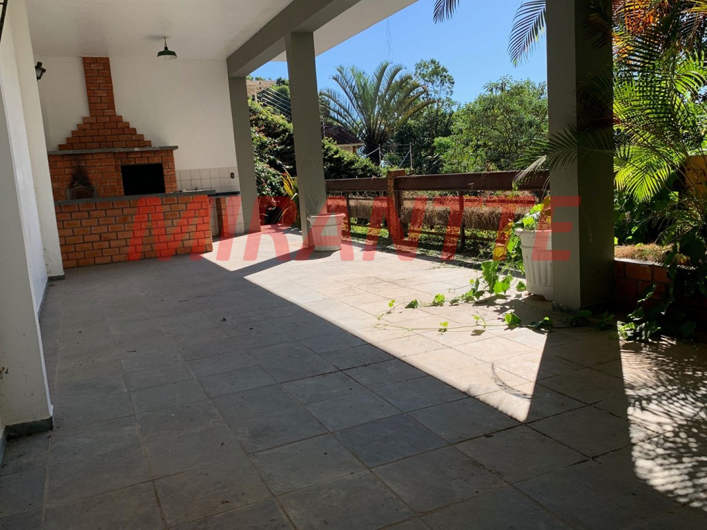 Sobrado de 467m² com 4 quartos em Serra Da Cantareira