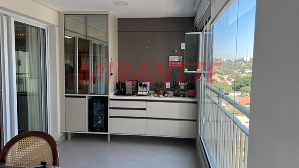 Apartamento de 1.2m² com 3 quartos em Vila Anastacio
