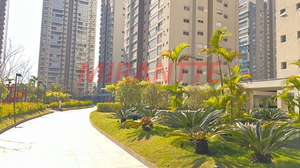 Apartamento de 1.2m² com 3 quartos em Vila Anastacio