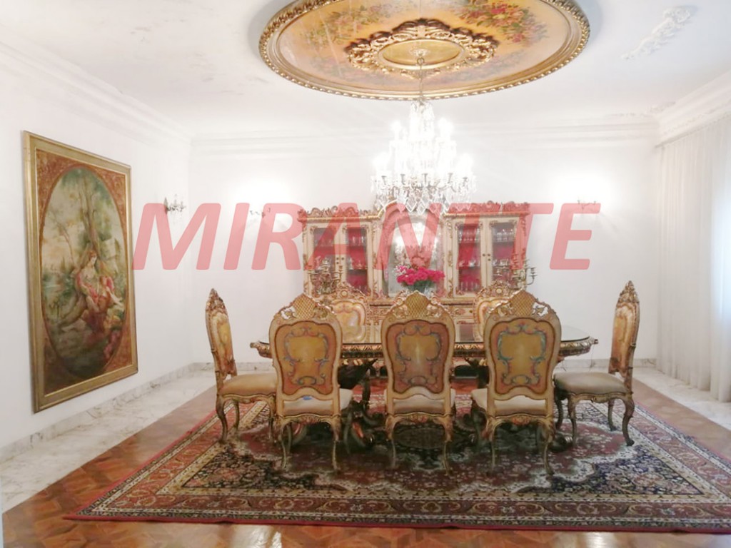 Sobrado de 697m² com 3 quartos em Jardim São Bento