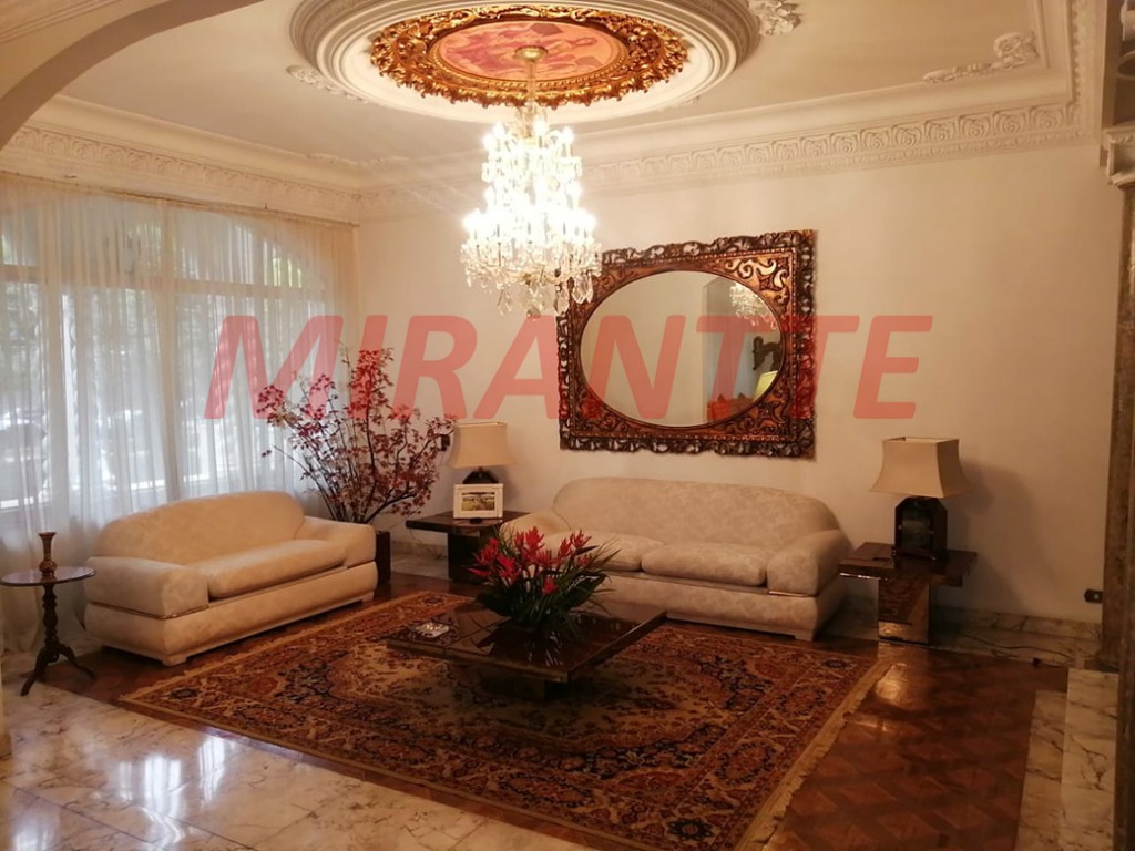 Sobrado de 697m² com 3 quartos em Jardim São Bento