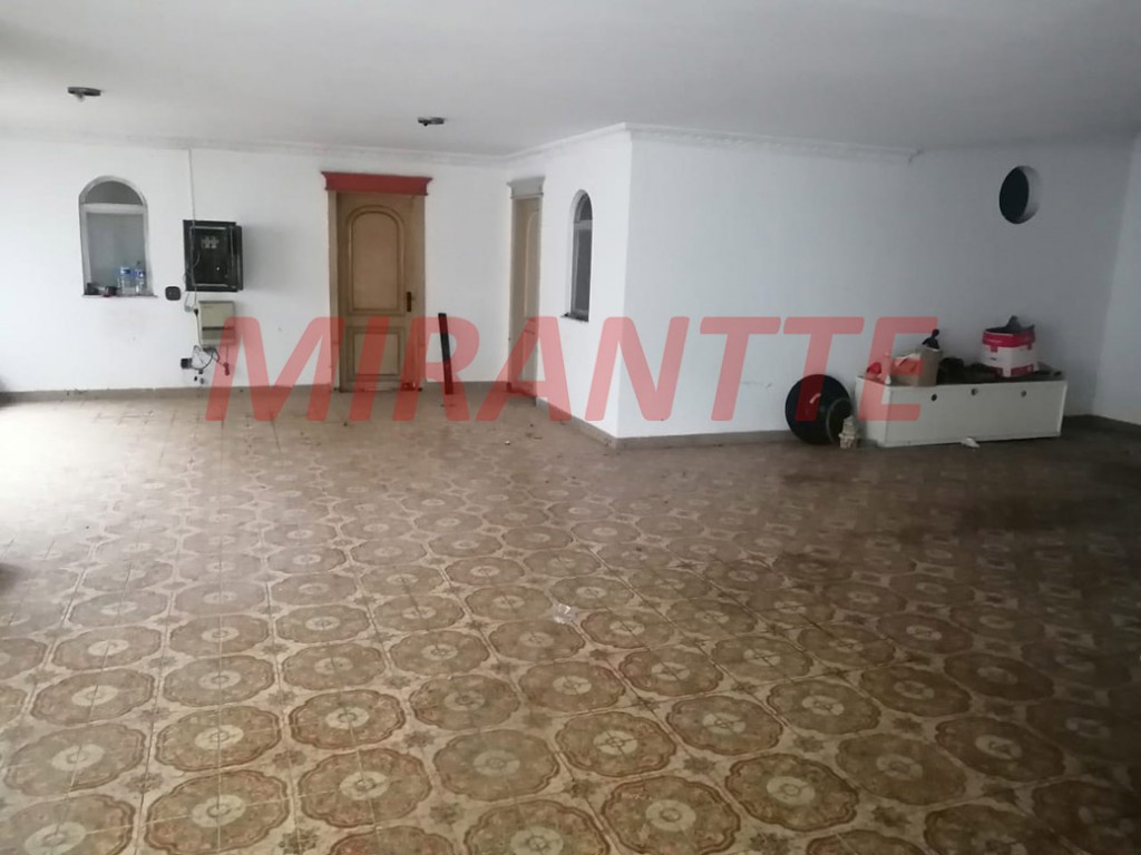 Sobrado de 697m² com 3 quartos em Jardim São Bento